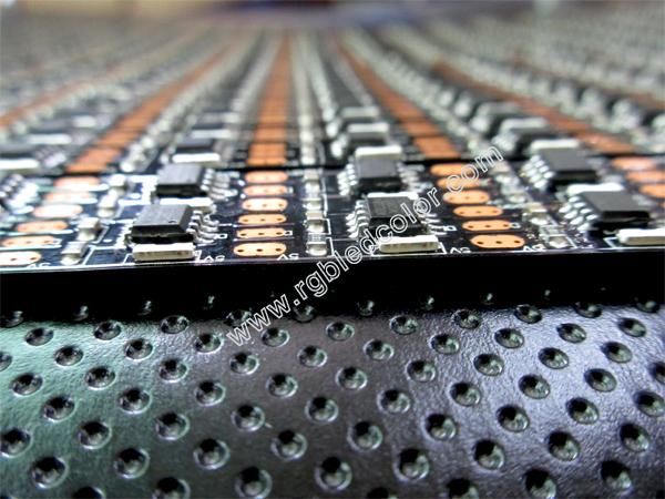 DC5V 335 60LED/m 60IC side emitting digital strip